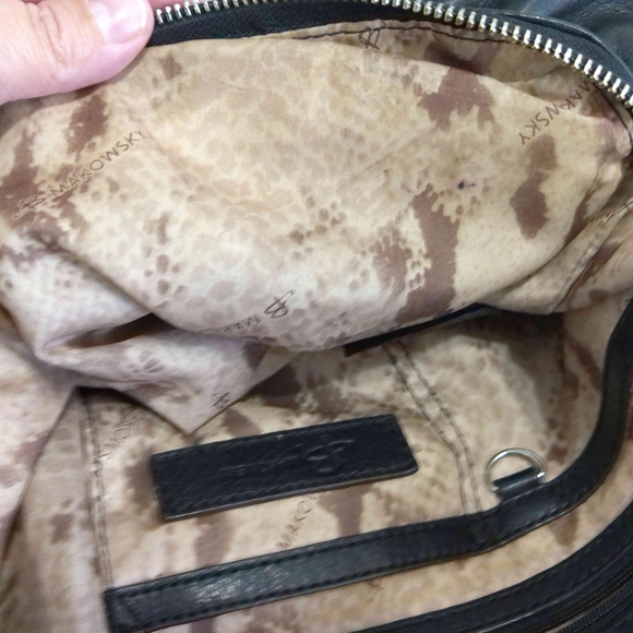 B. MAKOWSKY HANDBAG - Picture 9 of 12